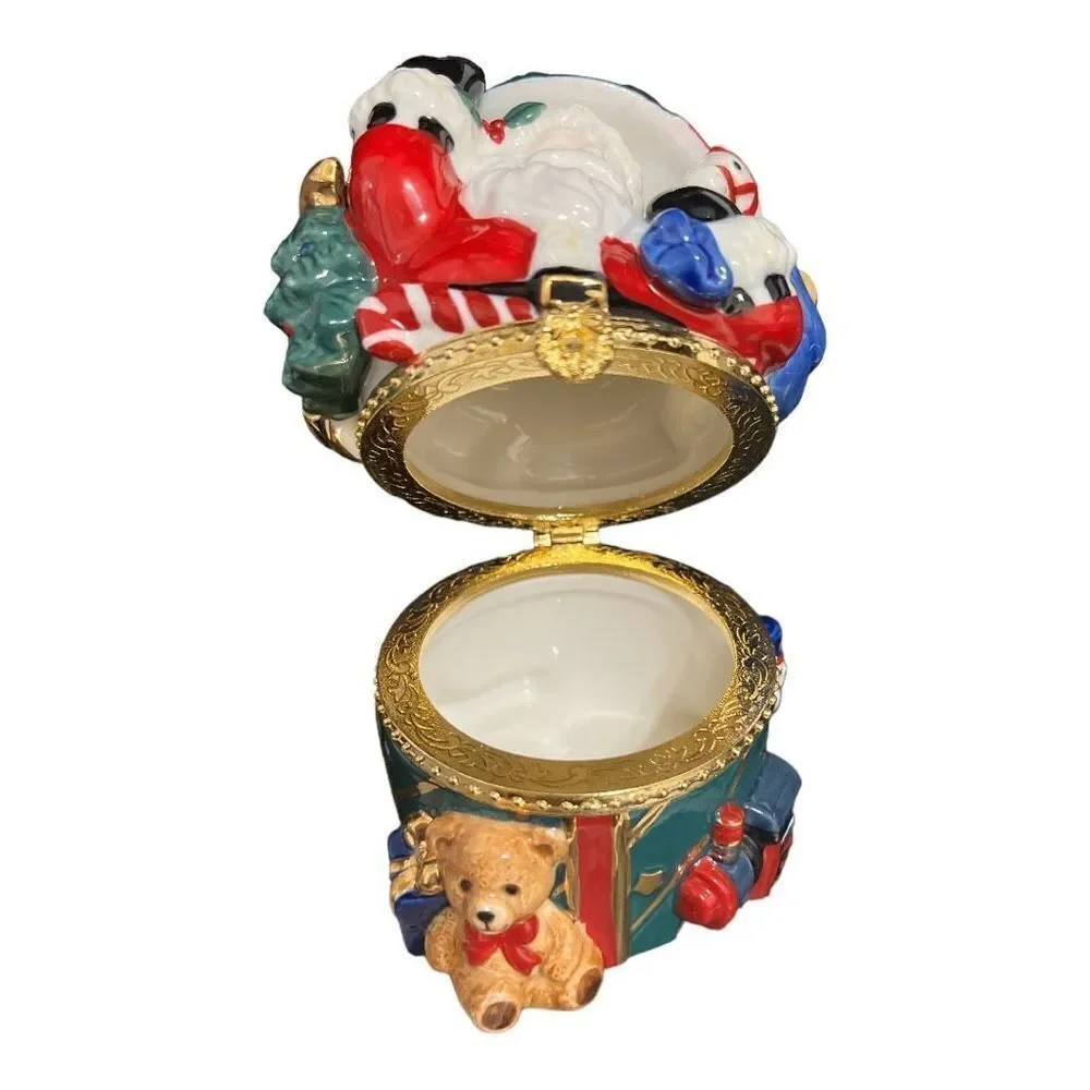 Traditions decorative, porcelain Christmas trinket box